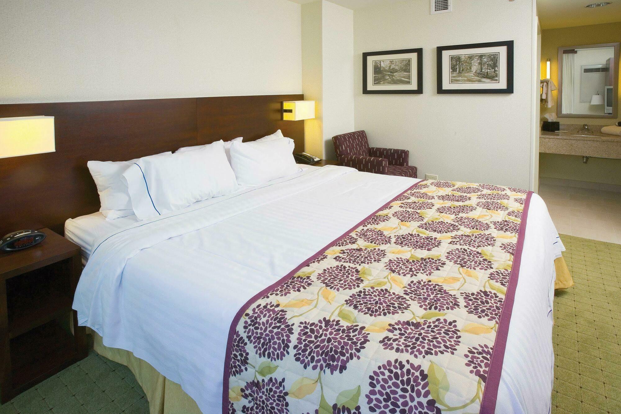 Courtyard New York Manhattan/Upper East Side Room photo
